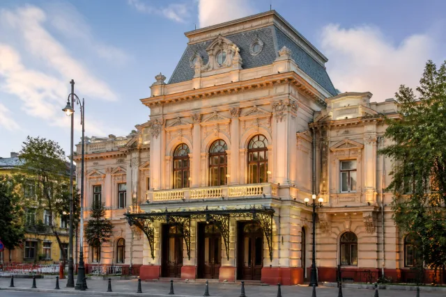 Театр Марджанишвили